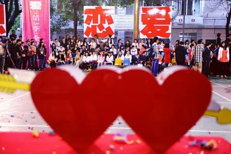 Singles Day Chinese shopping holiday – global holidays, international shipping and selling- online businesses 
